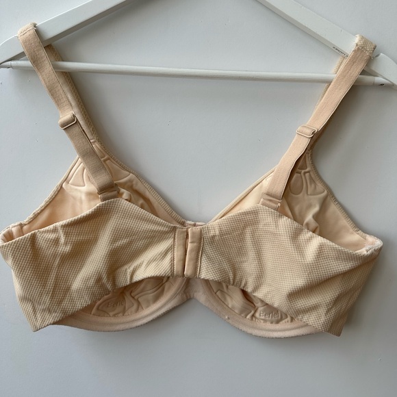 BERLEI - High Performance Underwire Non Padded Sports Bra Nude - 18DD (US 40DD) - Picture 2 of 10
